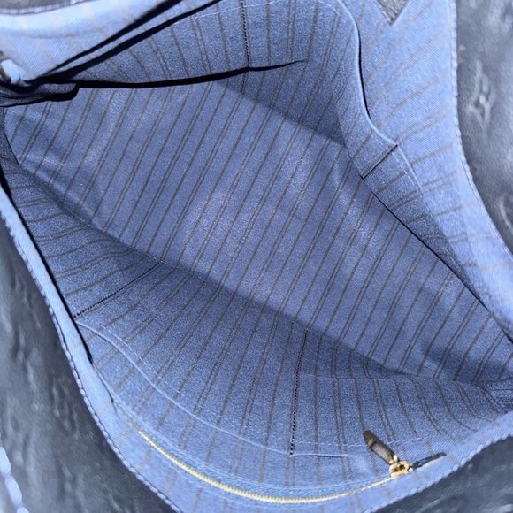 Louis Vuitton Artsy - Picture 4 of 10